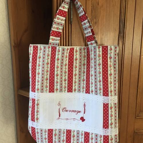 Joli sac romantique à ouvrage en tissu 