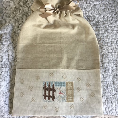Joli pochon brodé pour bébé