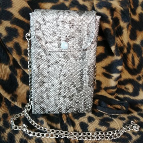 Etuis téléphone portable tendance simili cuir imitation croco