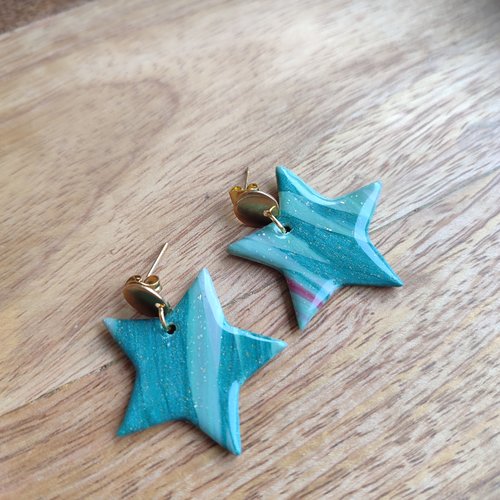 Boucles d'oreilles hortensia "la vie avec des couleurs"