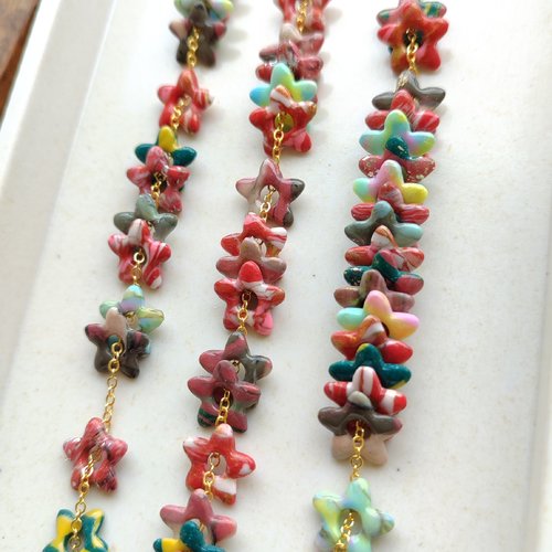 Bracelet 17 fleurs multicolores