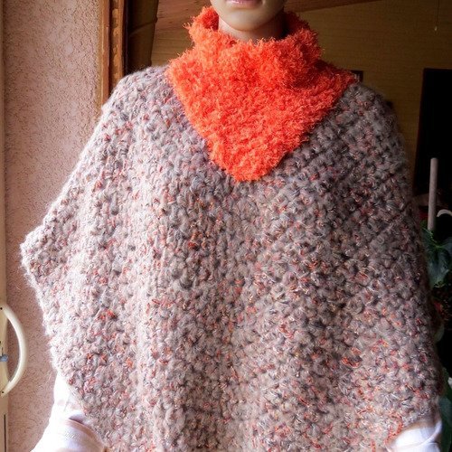 Poncho bicolore mohair crochet et tricot