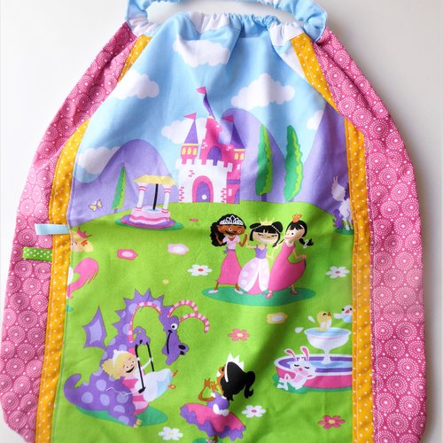 Vendu, serviette élastiquée de cantine, de table, princesse