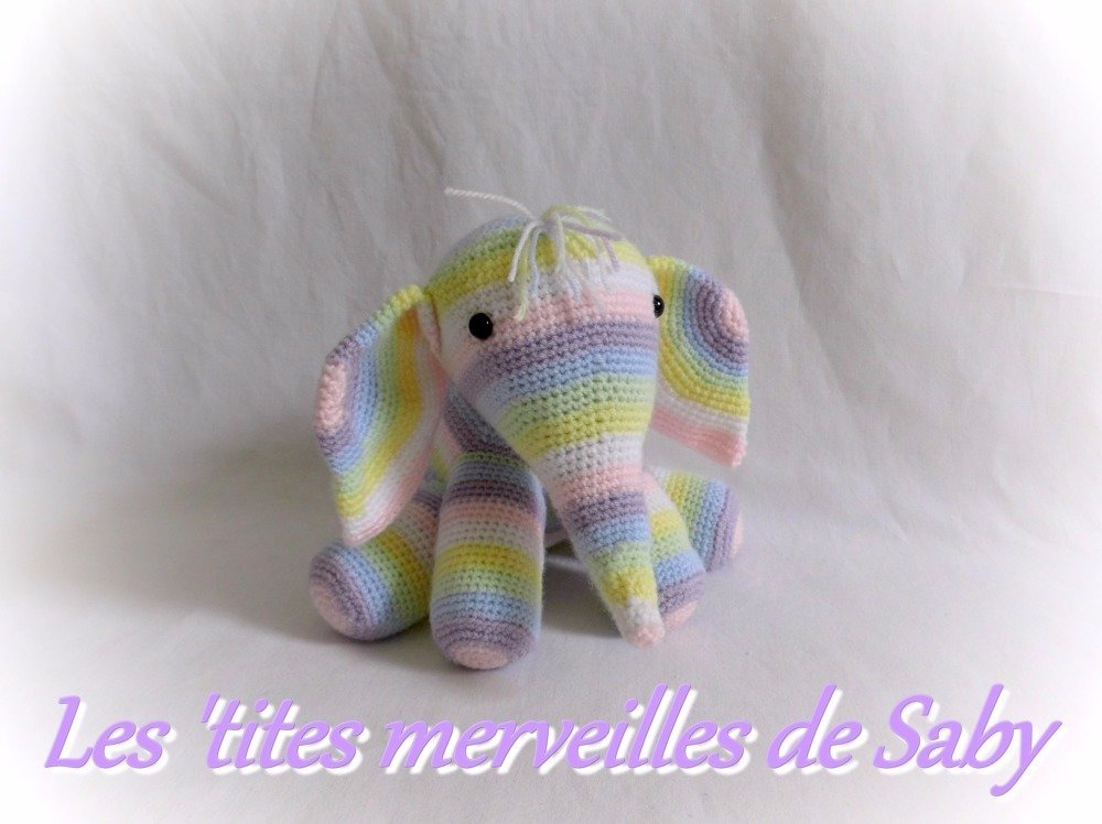 elephant peluche bebe