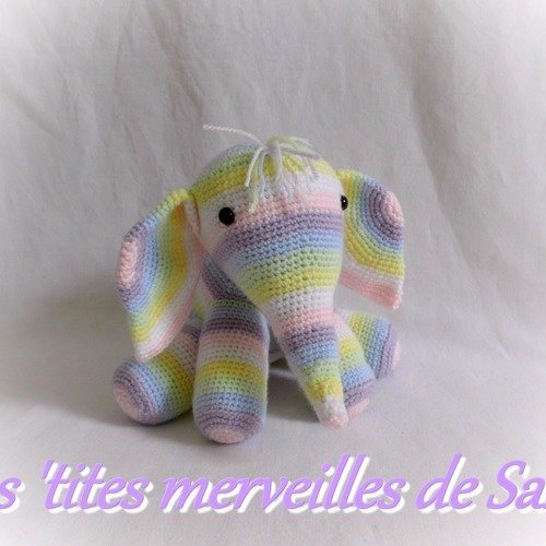 Doudou Peluche Bebe Elephant Arc En Ciel Au Crochet Un Grand Marche