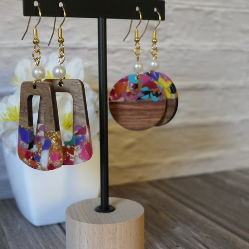 Boucles d’oreilles en bois et résine