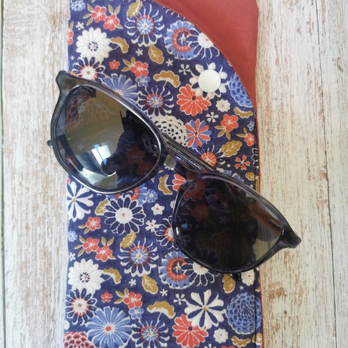 Etui à lunette en tissu fleuri bleu
