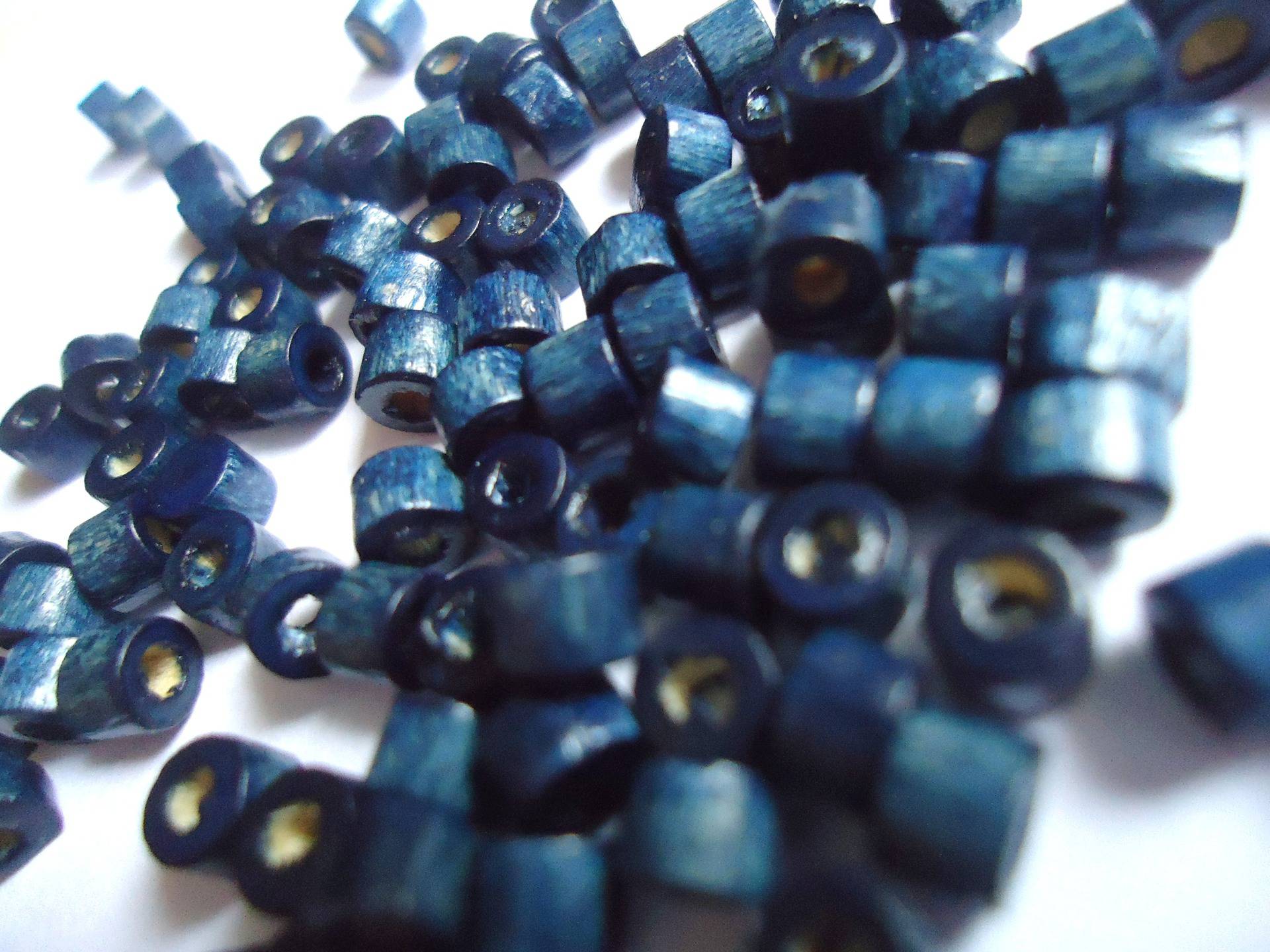 100 Perles Bois Tube 2 coloris Vert Bleu Marine
