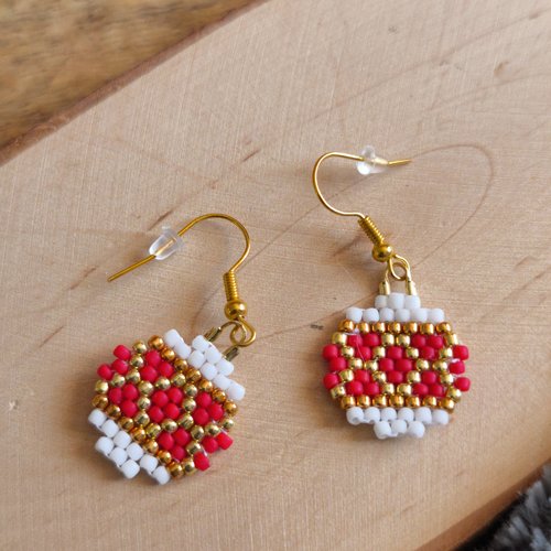 Boucles d'oreilles boule de noël