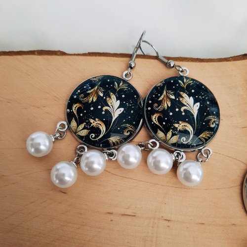 Boucles d'oreilles avec perles et cabochon