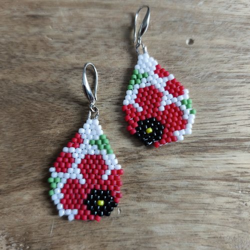 Boucles d'oreilles tissées perles fleur