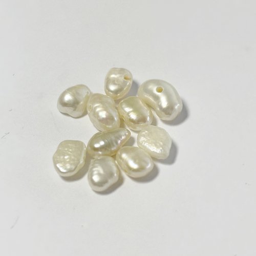 Lot de 10 perles de culture – forme ovale irrégulière – perçage transversal – 7 mm