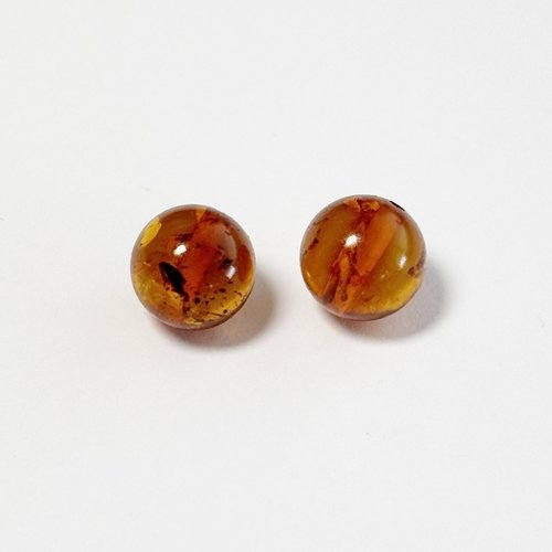 Paire de perles en ambre naturel véritable – 7 mm