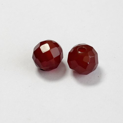 Lot de 2 perles en agate rouge facettée 8 mm – cornaline naturelle