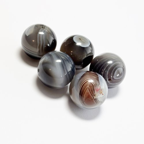 5 perles en agate du botswana 18 mm – lot n°1