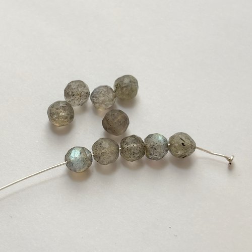 10 perles en labradorite naturelle facettée 5 mm