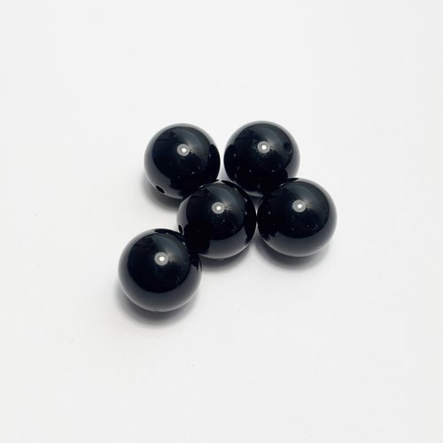 5 perles en onyx noire - 14 mm de diamètre. (trou transversal 0,9 mm)