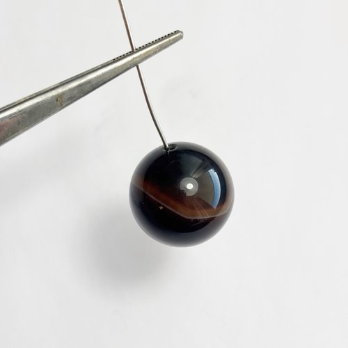 Perle en agate noire rubanée 20 mm - perle naturelle à bandes n°2