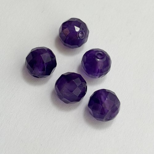 5 perles en améthyste foncé facettées 8 mm
