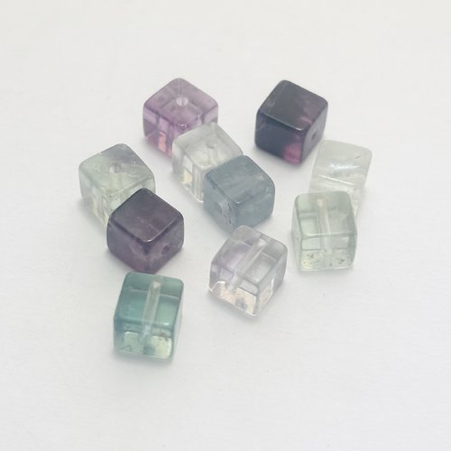 10 perles en fluorine naturelle cube 7 mm - n° 4