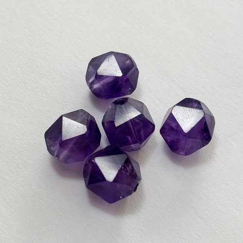 5 perles en améthyste foncée à 20 facettes - 10 mm