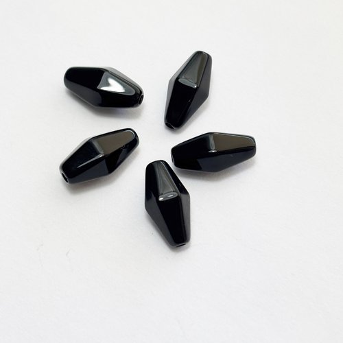 5 perles biconiques en onyx naturel 11,7 mm