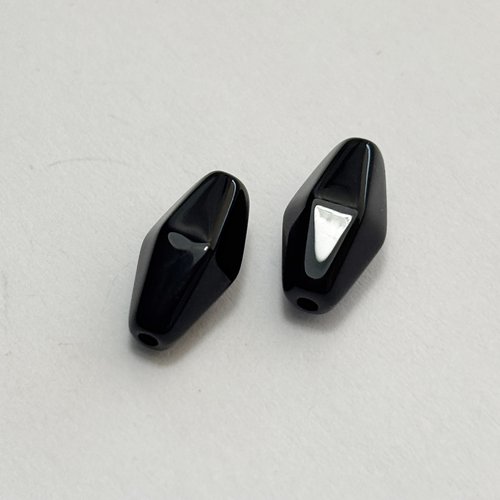 2 perles biconiques en onyx naturel 11,7 mm