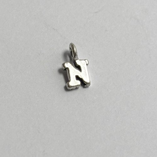 Pampille lettre n en argent 925 poinçonnée - 8 mm