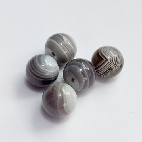 5 perles en agate du botswana 12 mm, rubanées, trou 0,8 mm