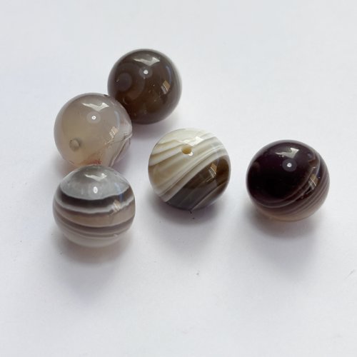 5 perles en agate du botswana 12 mm, rubanées, trou 0,8 mm