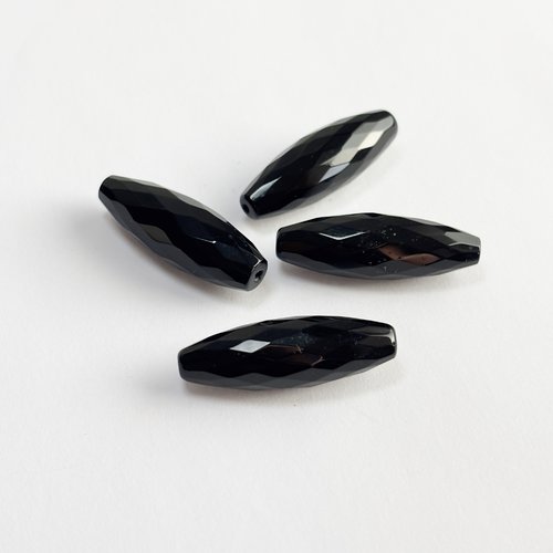 4 perles en onyx facetté, forme riz, 30 mm