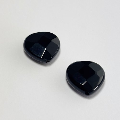 2 perles en onyx noir, cœur facetté, 14 mm
