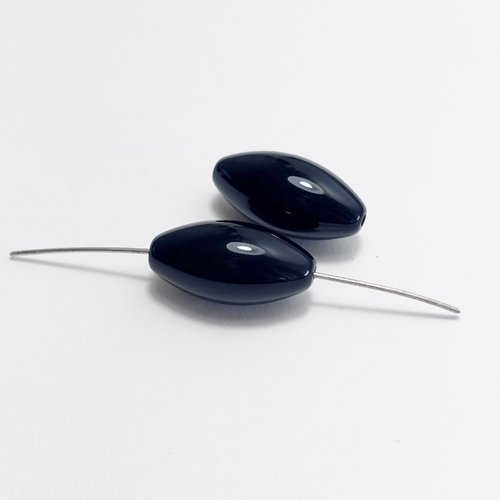 2 perles onyx noir, forme riz olive 20 mm