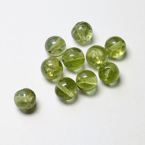 Lot de 10 perles en péridot naturel 4,5 mm