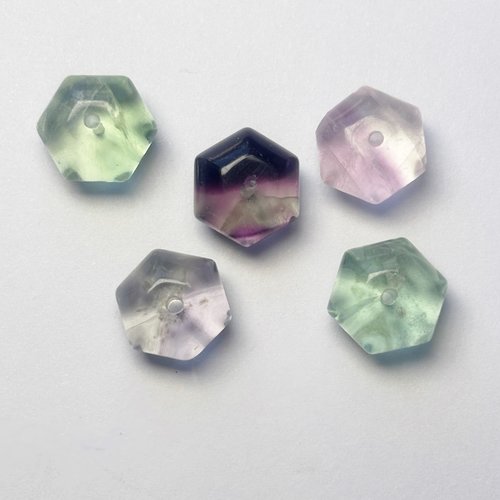 5 perles en fluorine naturelle bouton taillé 8 x 10 mm. lot n°2