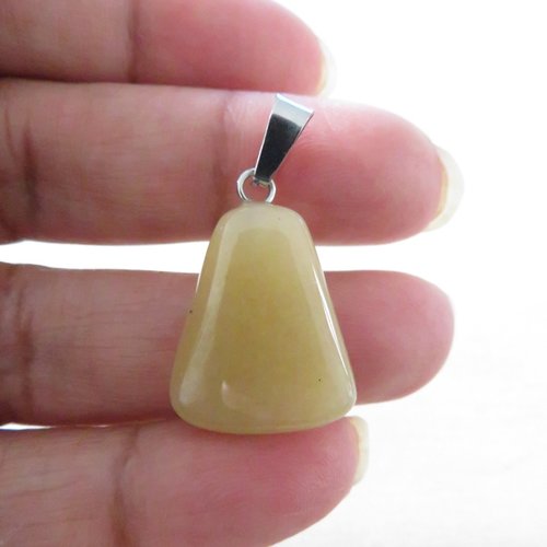 Pendentif en calcite jaune