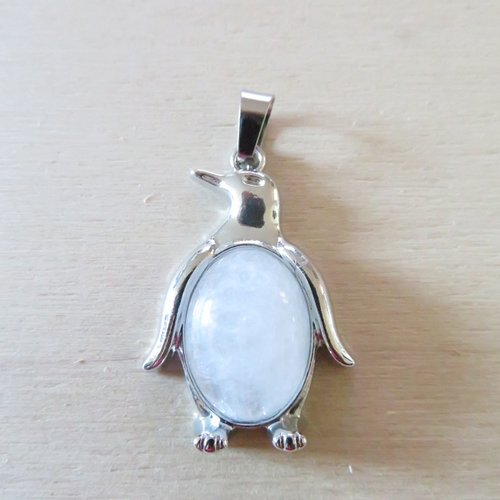Pendentif pingouin cristal de roche