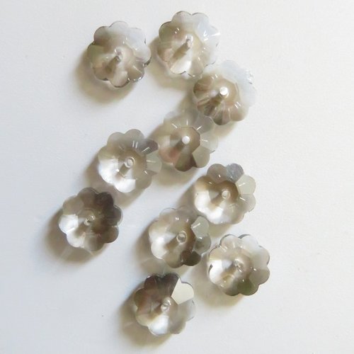 Perles fleurs gris