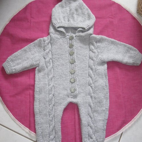 Combinaison  à capuche bébé 3/6mois