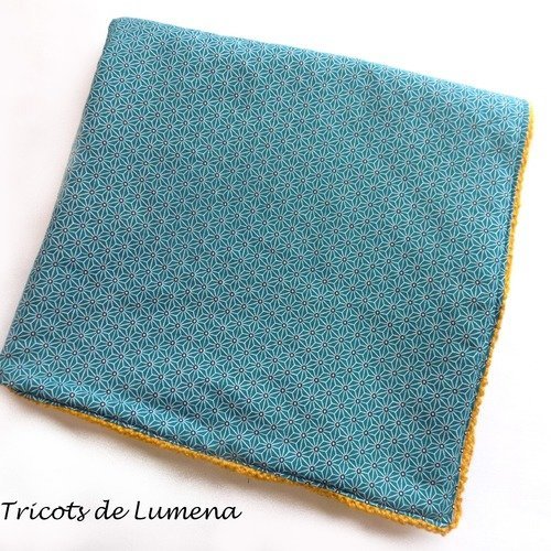 Couverture Tricoté Et Cousu Main Laine Jaune Moutarde Et Tissu Bleu Vert Canard