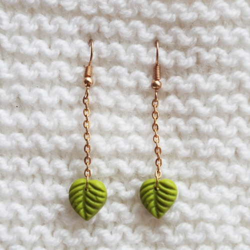 Boucles d'oreilles feuilles // pendantes // vert