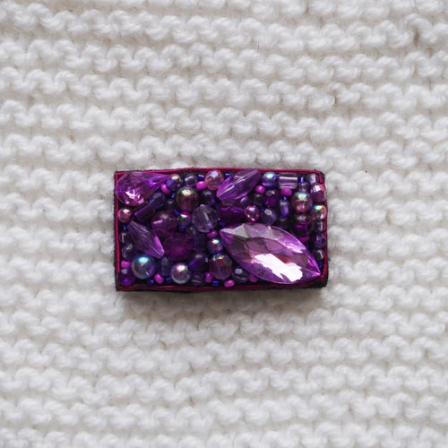 Broche perles & strass // rectangle // violet