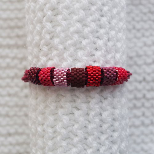 Bracelet cordons // petites perles tissée // bordeaux - rouge - rose - prune - fuchsia