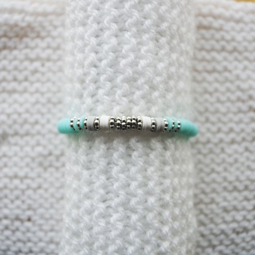 Bracelet perles heishi // bleu ciel - gris - blanc - argenté