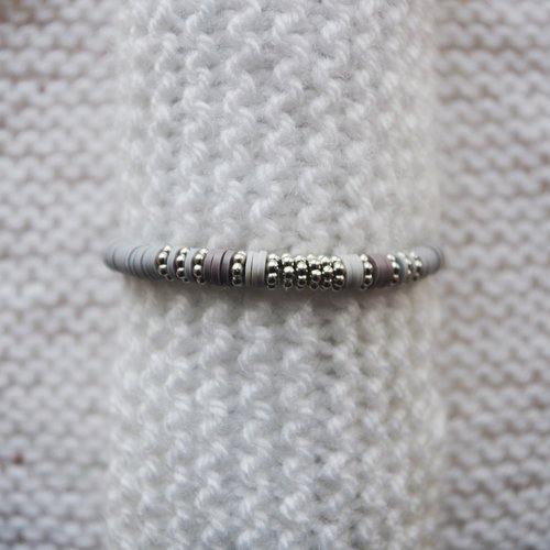 Bracelet perles heishi // gris clair - gris - argenté
