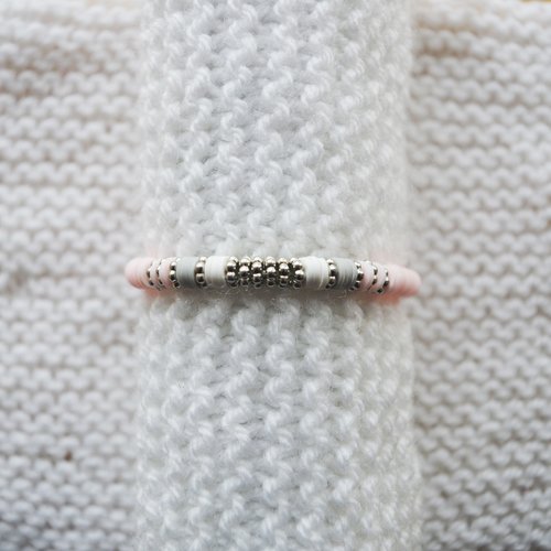 Bracelet perles heishi // rose pale - gris clair - blanc - argenté