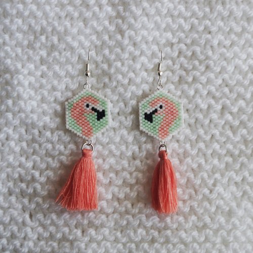 Boucles d'oreilles en perles tissées // flamant rose // rose - vert