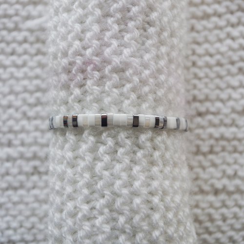 Bracelet ajustable en perles miyuki tila // blanc - argent - blanc irisé