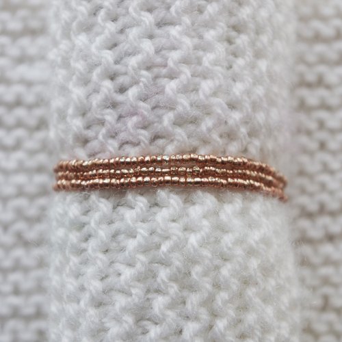 Bracelet en perles de rocaille // elastique // rose gold
