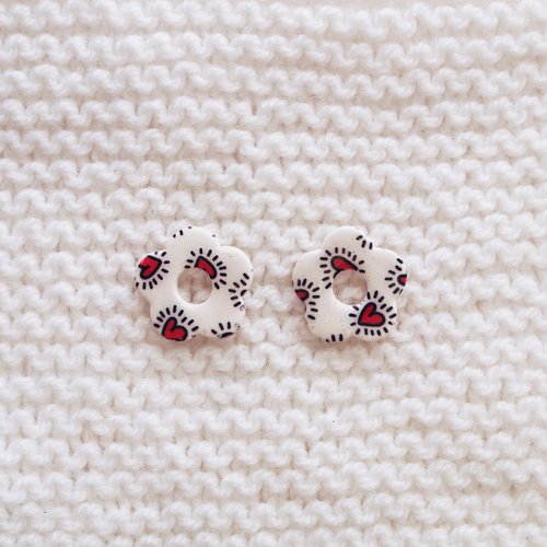 Pampilles interchangeables pour créoles // collection "sagitta" // modèle fleur imprimé cœurs #1